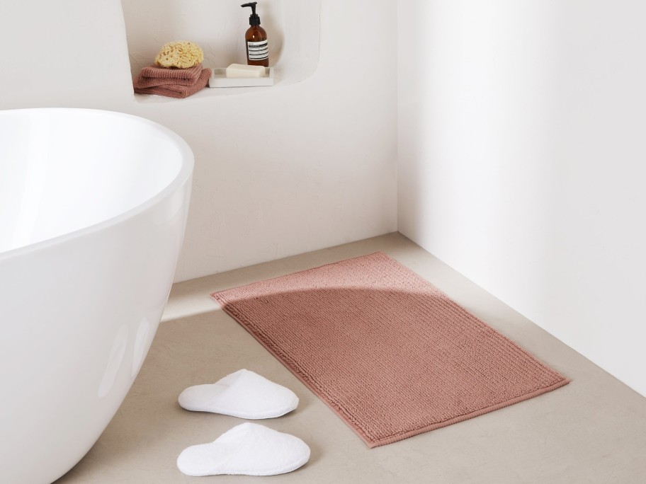 Parachute Bath Rugs + Mats | Soft Rib Tub Mat